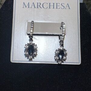 Beautiful black & silver earrings 🖤